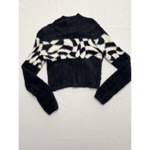 Stitch & Pine Sweater Womens Small Black Fuzzy Animal Print Pullover Knit